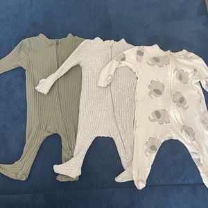3 Paid Bundle Old Navy Footie Sleepers Unisex 0-3 Months